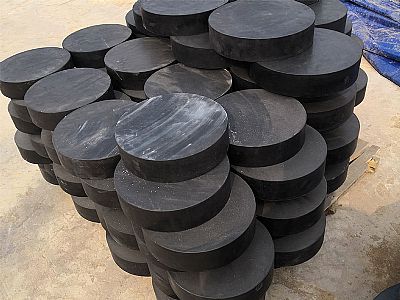 沿滩区板式橡胶支座由若干层橡胶片与薄钢板经加压硫化